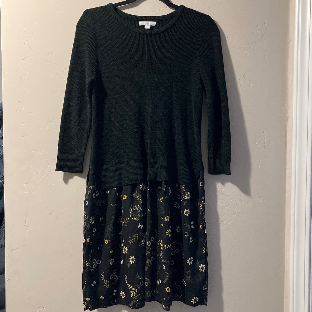 New York and Company black and floral dress SIZE XS